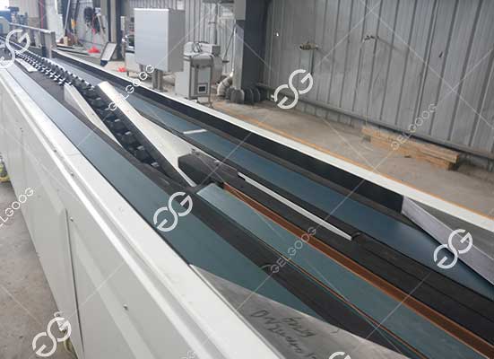 Kiwi feeding and single layer arrangement