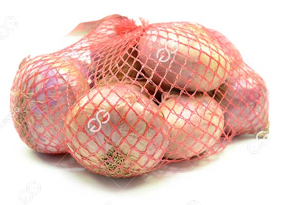 Onion packing machine