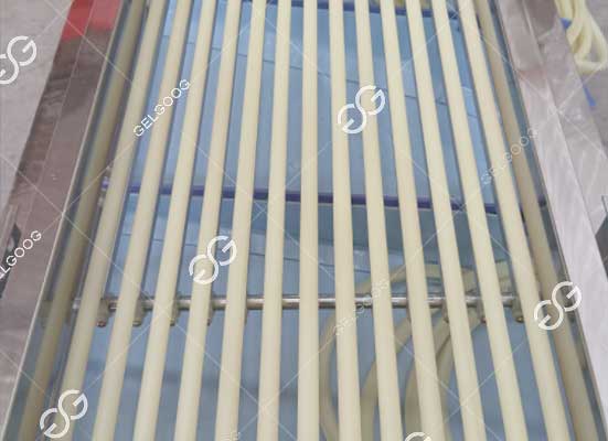 Cucumber sorting machine